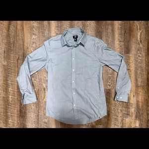 Easy Iron Slim Fit Casual Button Down